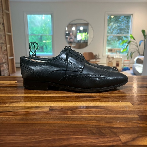 Ferragamo Oxford with wing-tips - Picture 3 of 6